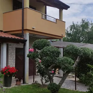 Pino Apartment