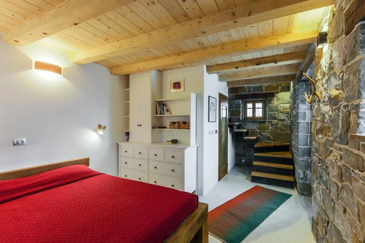 Mountain Lodge Istria, Stone Lodge I Roc 0*,