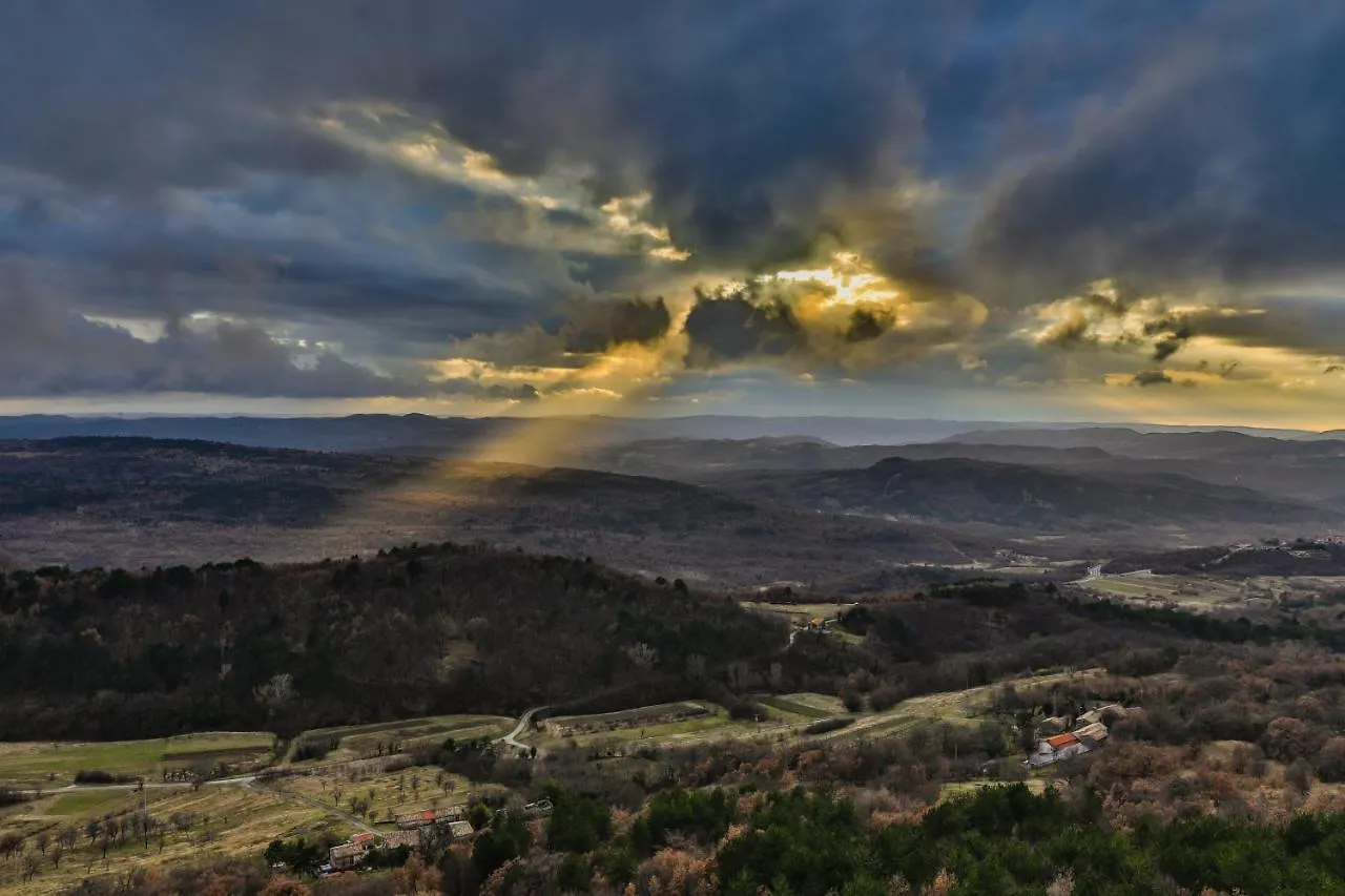 Holiday home Mountain Lodge Istria, Stone Lodge I Roc